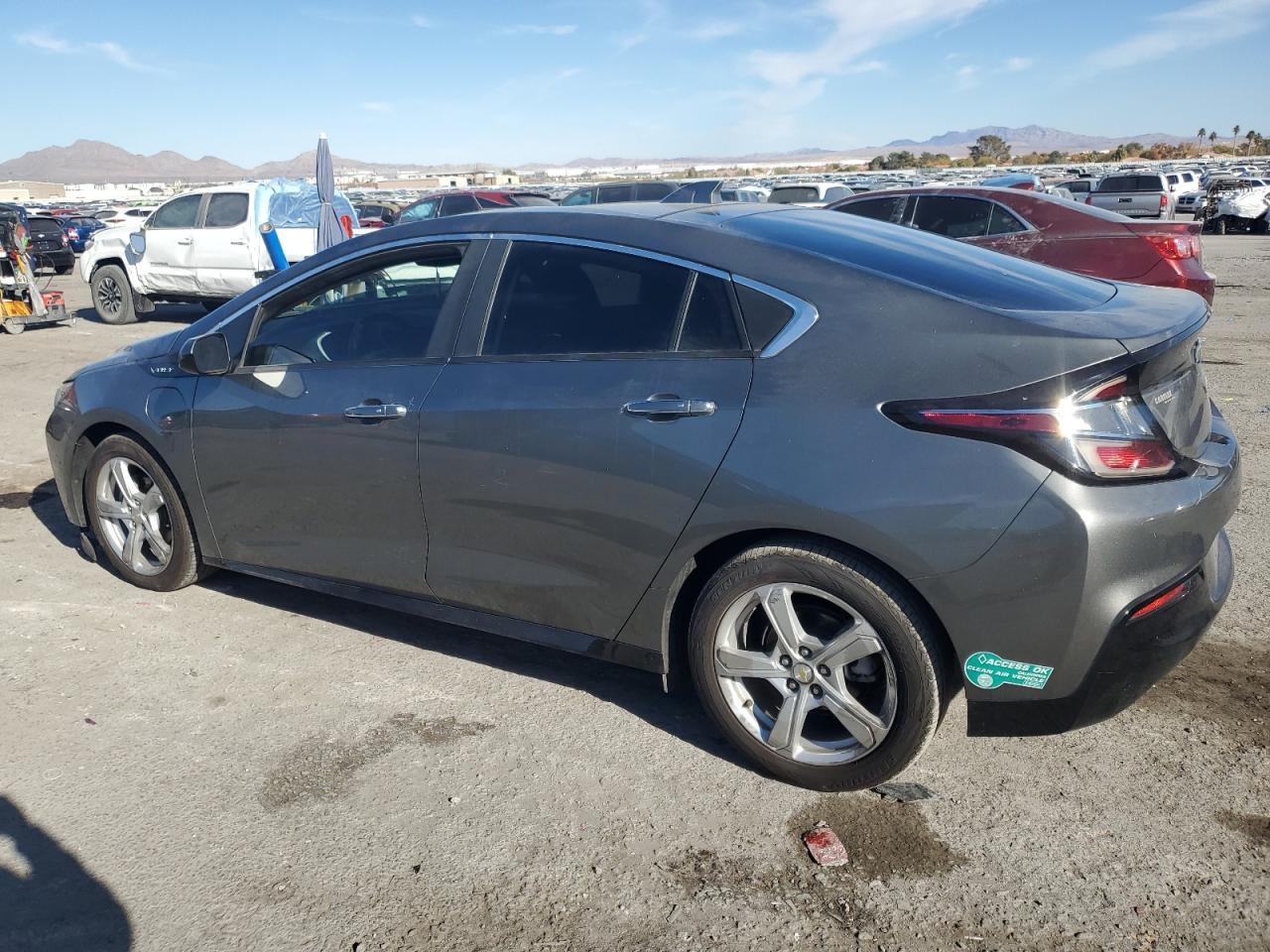 VIN 1G1RC6S55HU135112 2017 CHEVROLET VOLT no.2