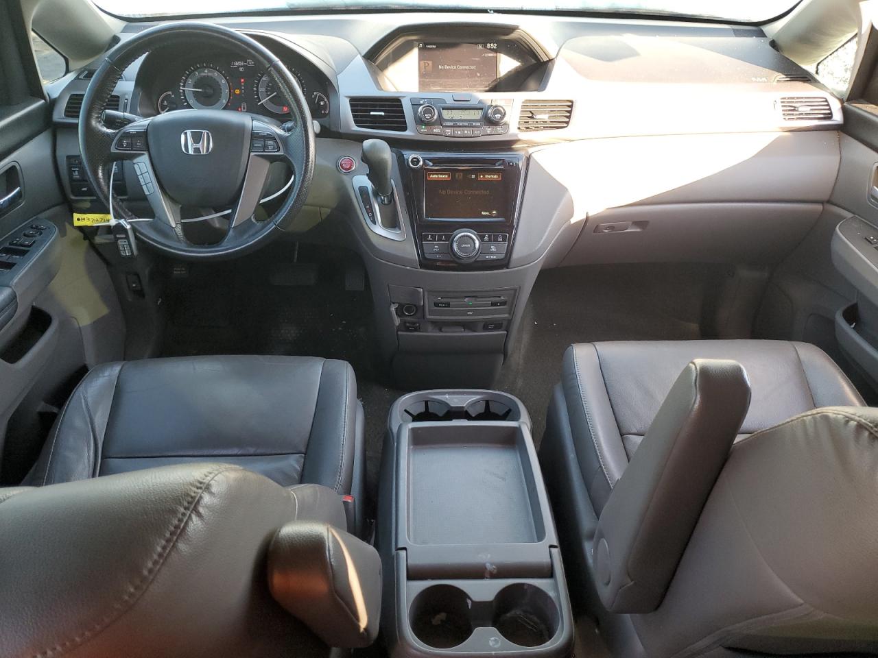 2015 Honda Odyssey - Image 8