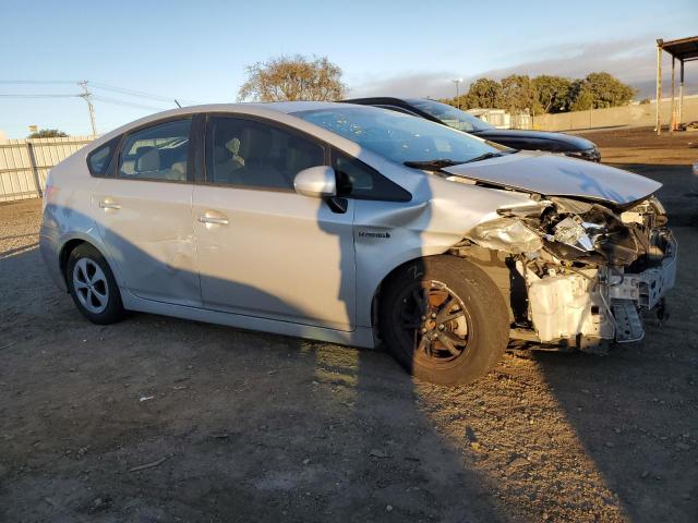  TOYOTA PRIUS 2015 Srebrny