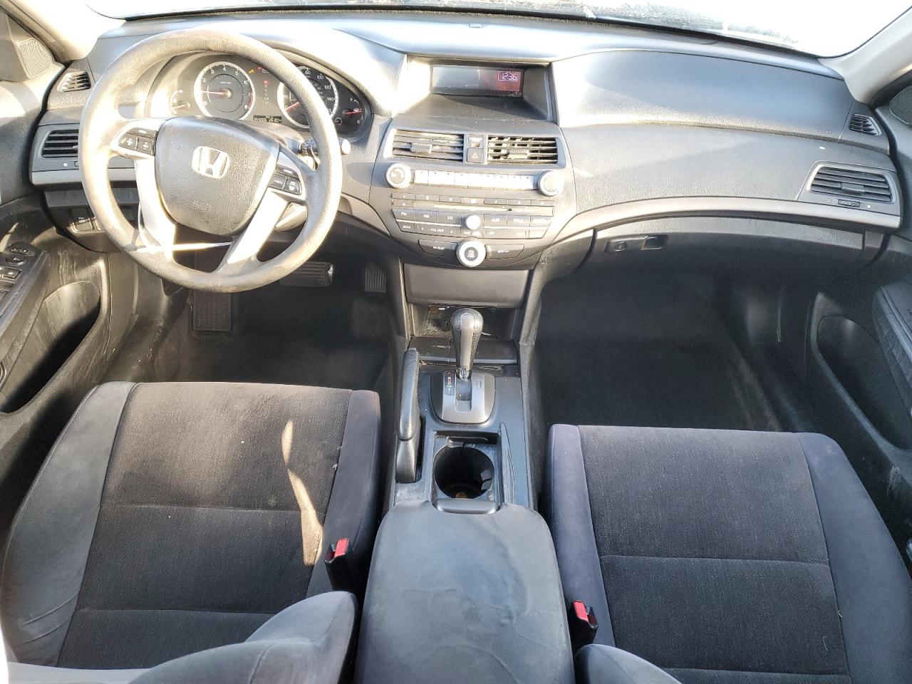 2010 Honda Accord - Image 8