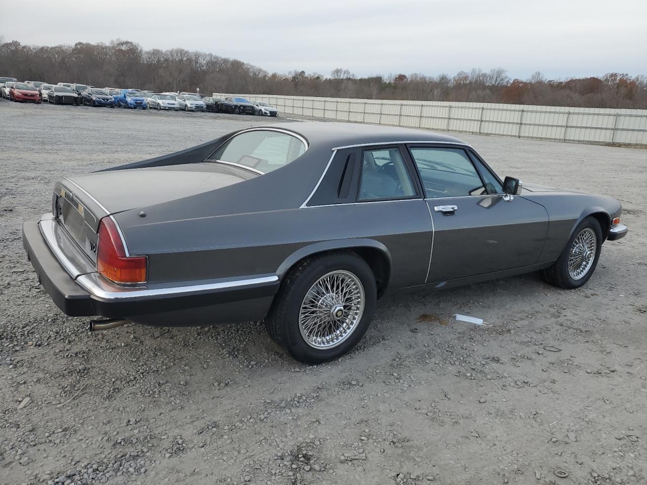 1988 Jaguar XJS - Image 3