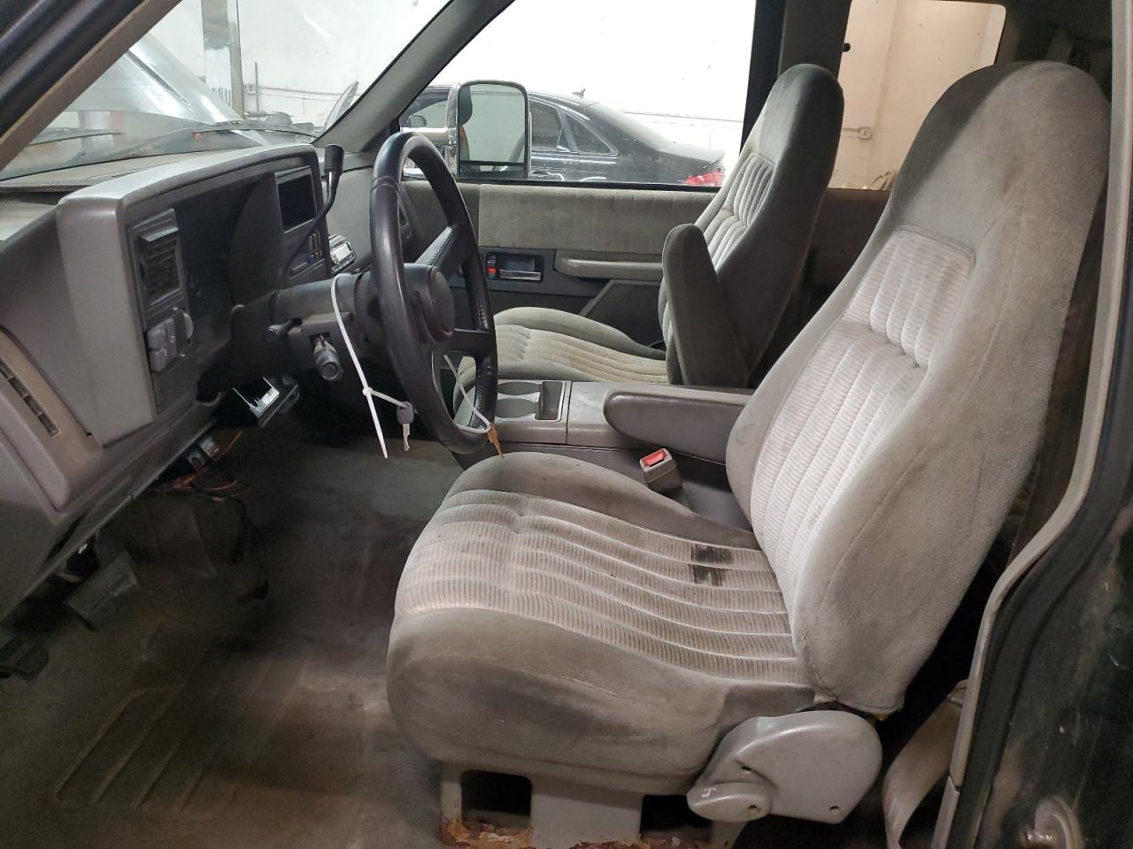 1993 GMC Sierra - Image 7