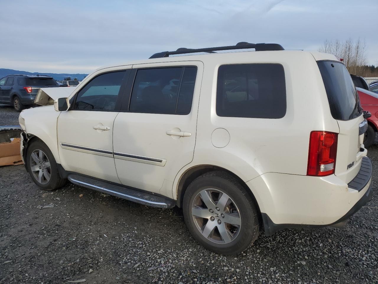 VIN 5FNYF4H99EB015066 2014 HONDA PILOT no.2