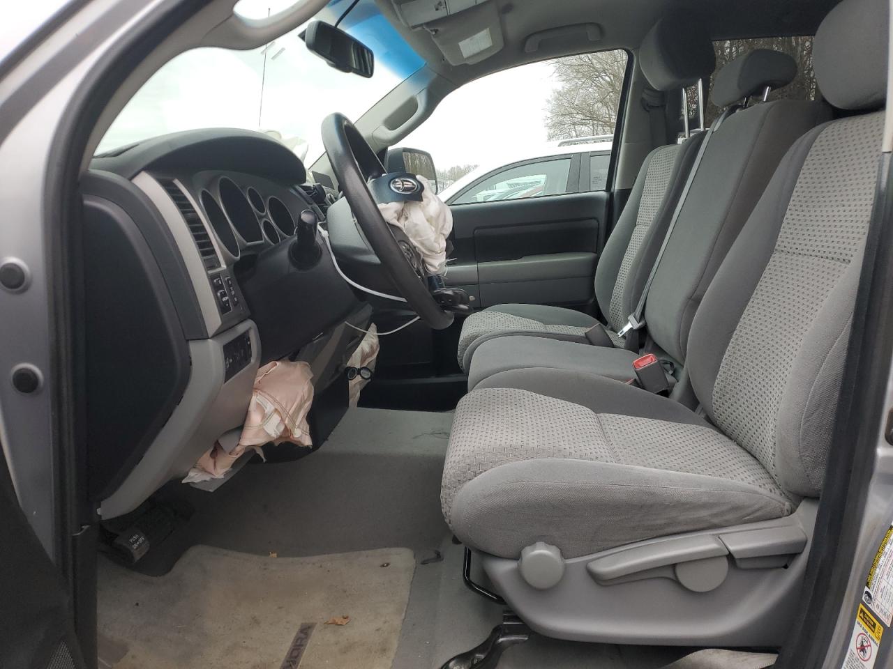 2010 Toyota Tundra - Image 7