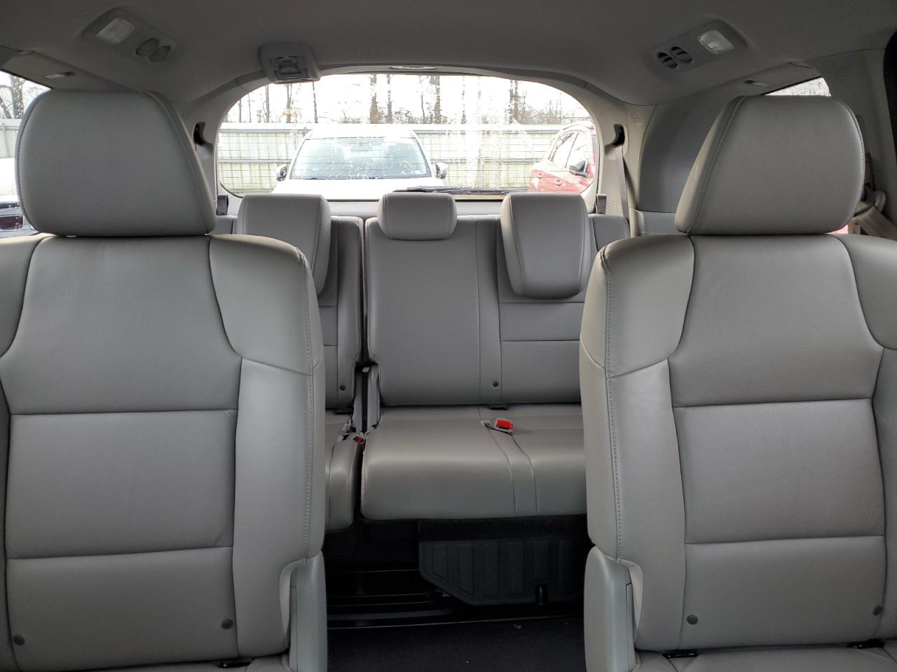 2013 Honda Odyssey - Image 10