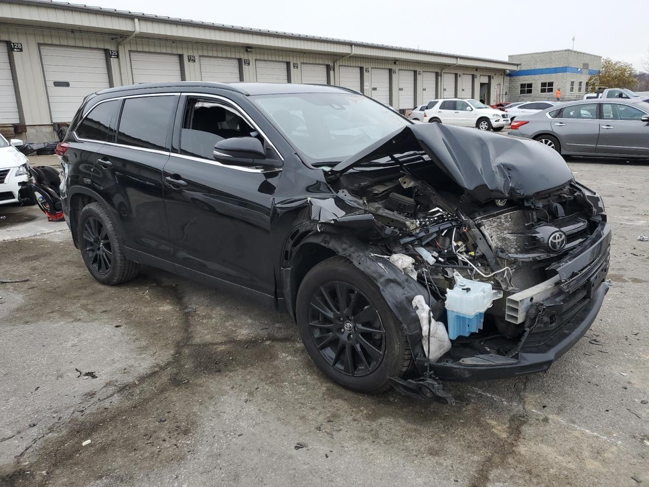 2019 Toyota Highlander - Image 4