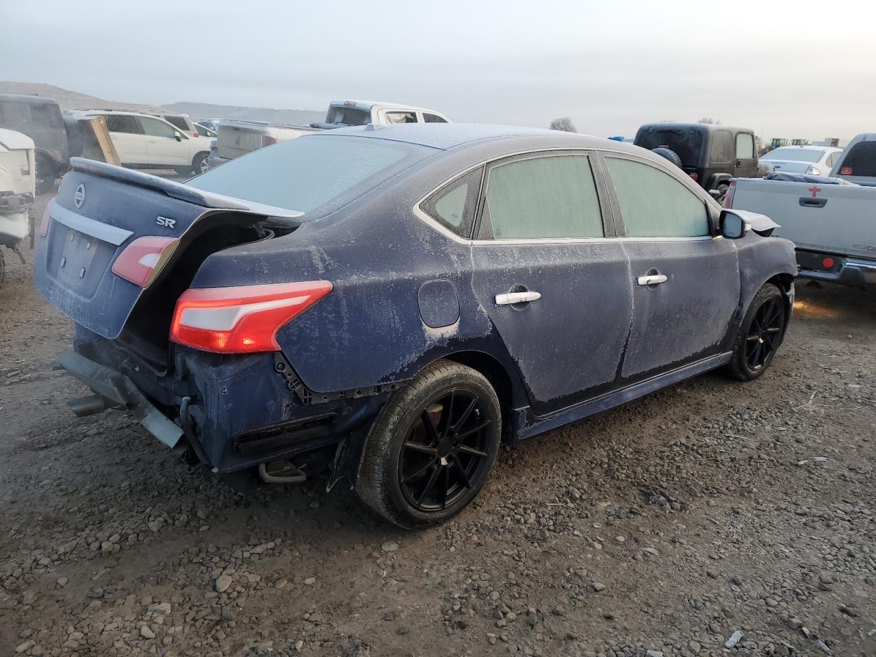 2016 Nissan Sentra - Image 3