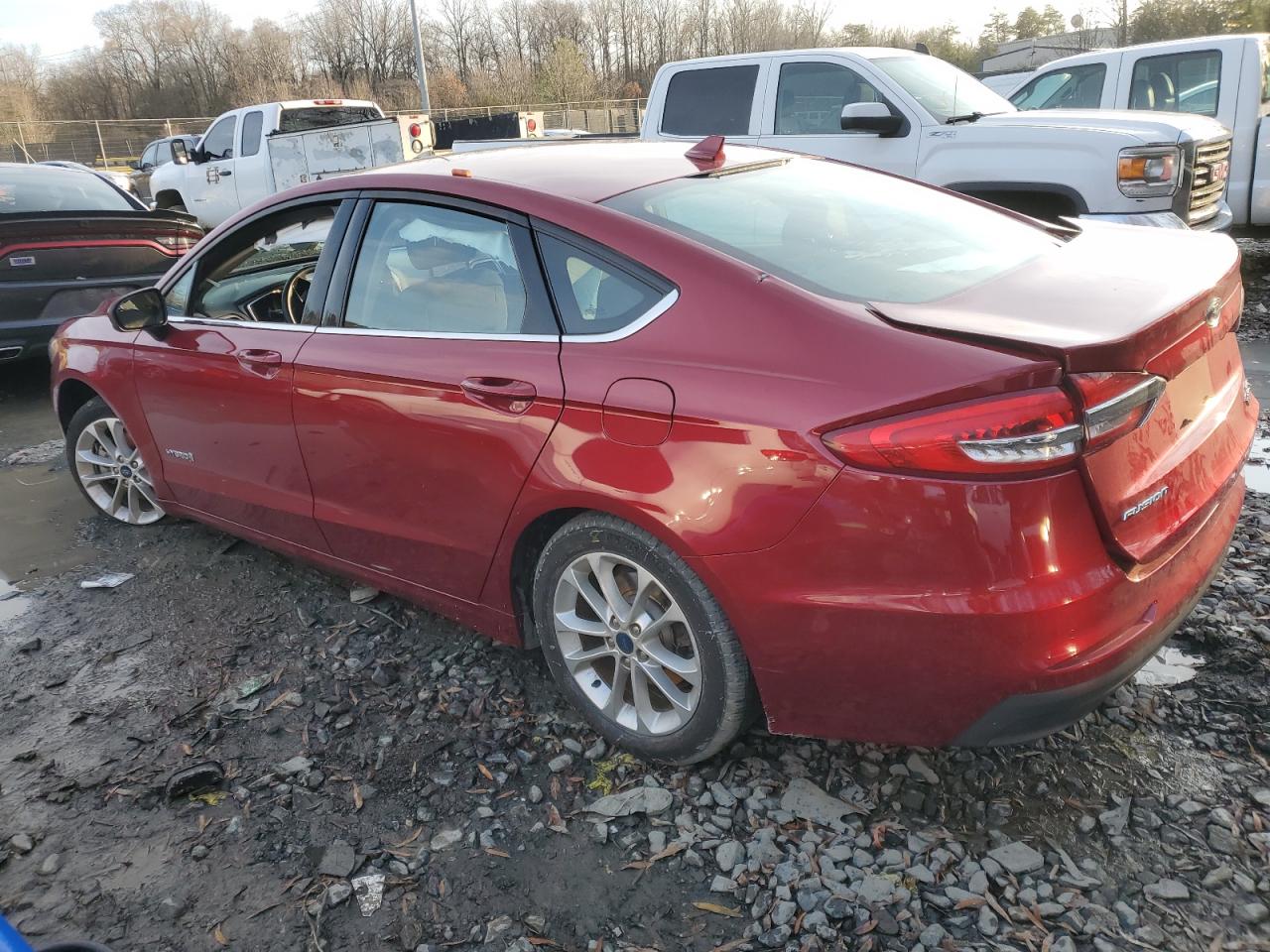 VIN 3FA6P0LU0KR167200 2019 FORD FUSION no.2