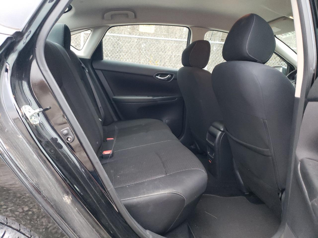 2019 Nissan Sentra - Image 10