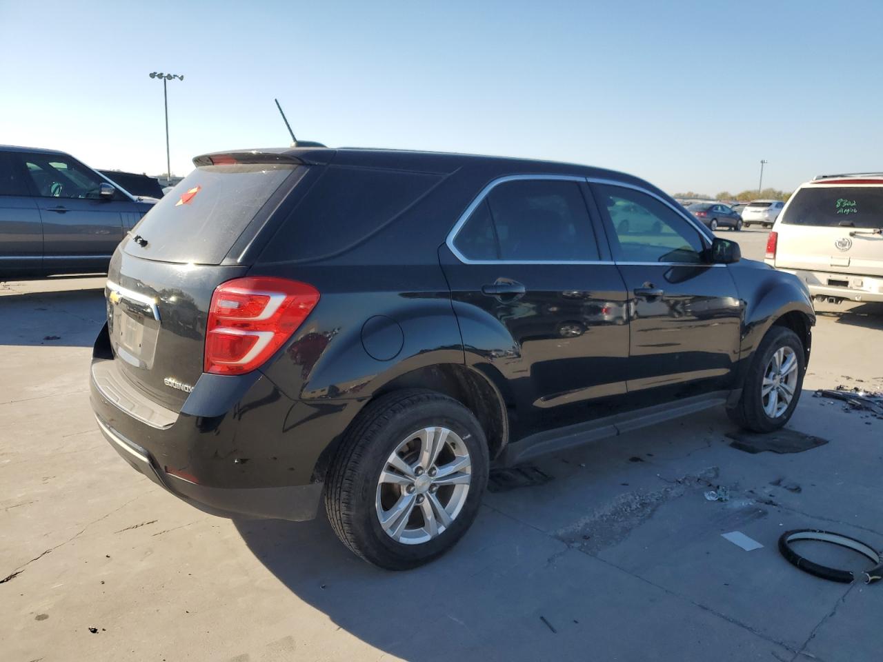 2016 Chevrolet Equinox - Image 3