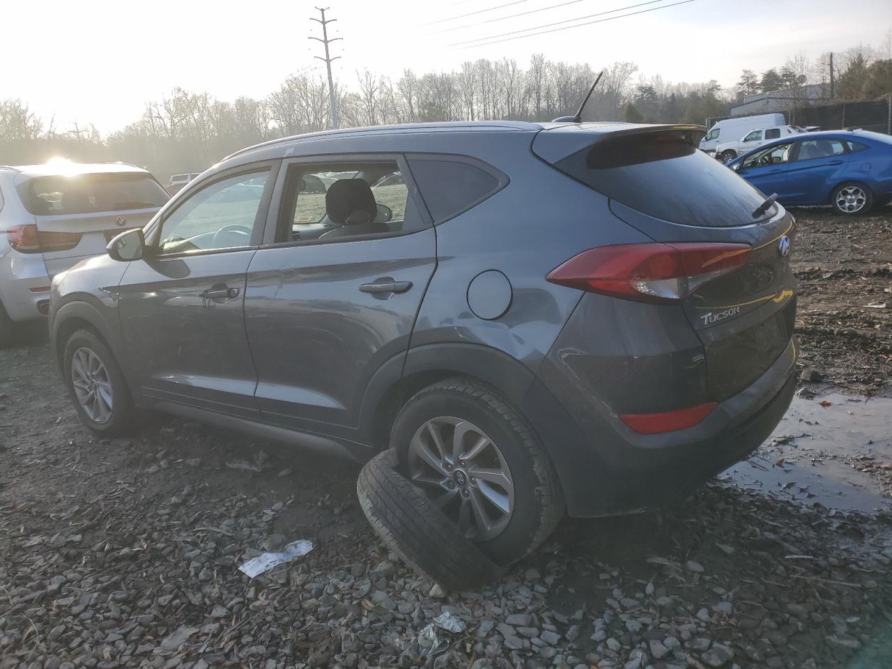 KM8J33A48GU206566 2016 HYUNDAI TUCSON - Image 2