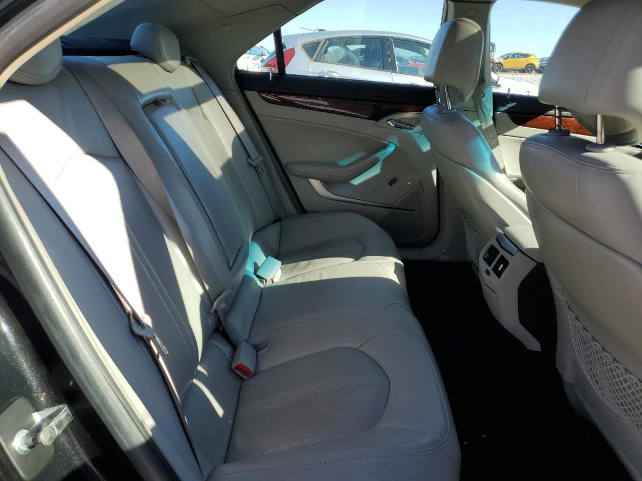 2009 Cadillac CTS - Image 10