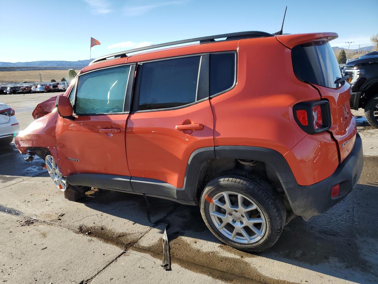 2019 Jeep Renegade - Image 2