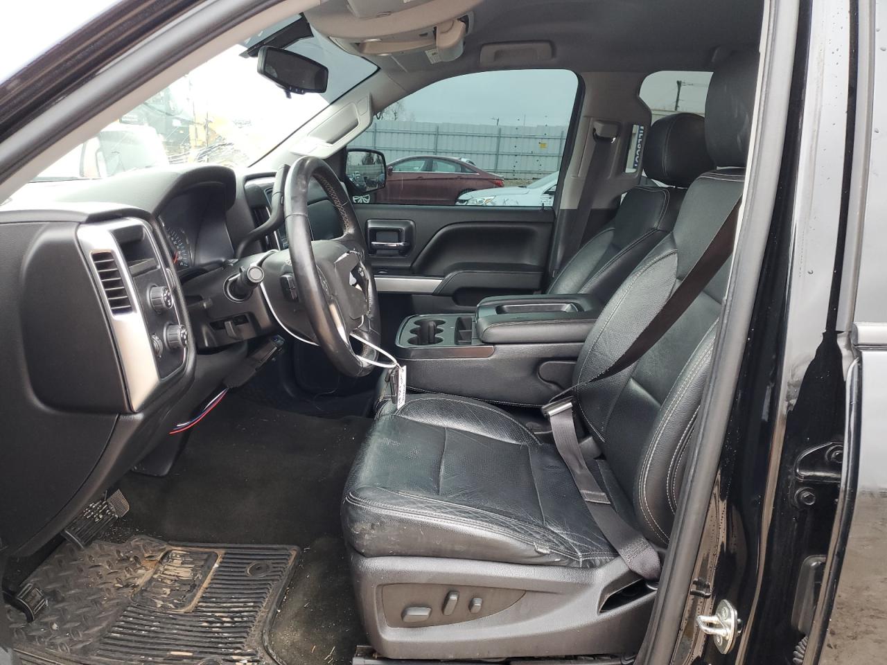 2015 Chevrolet Silverado - Image 7