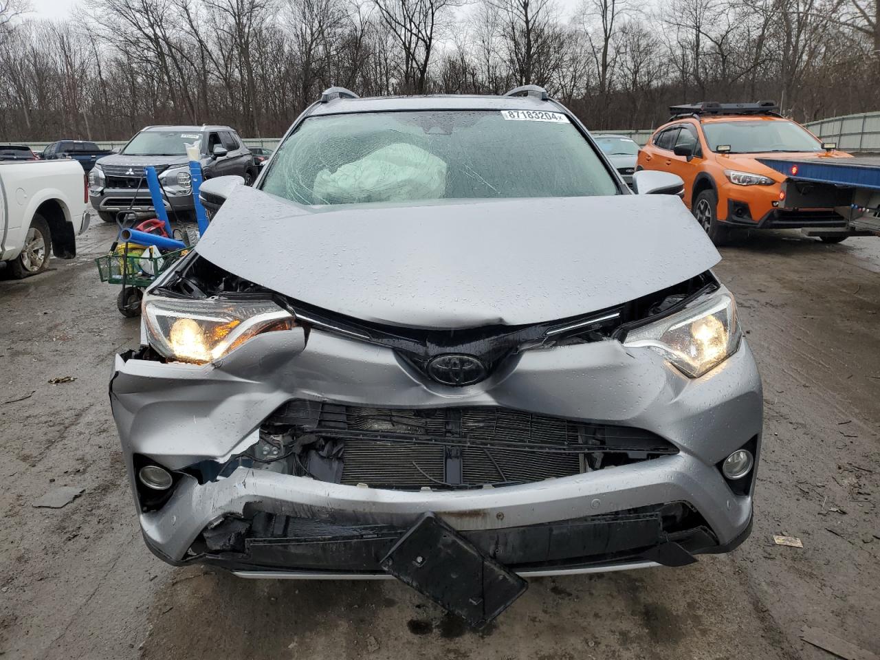 VIN JTMWFREV4JJ163067 2018 TOYOTA RAV4 no.5