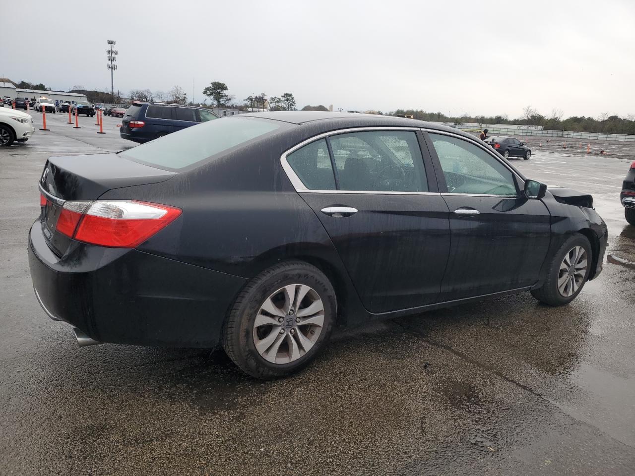 VIN 1HGCR2F3XEA282313 2014 HONDA ACCORD no.3