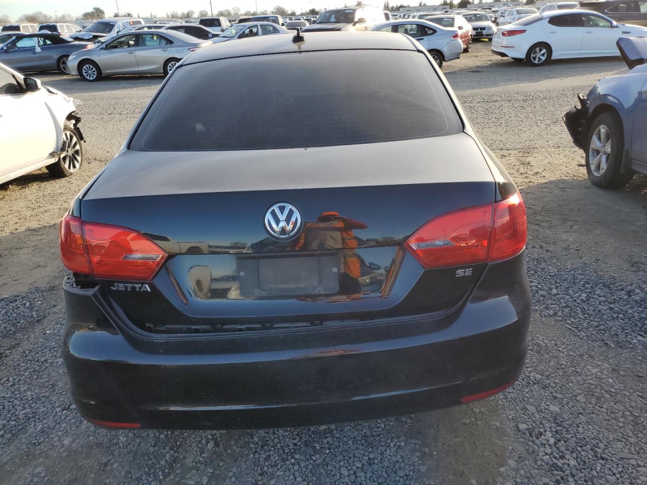 2014 Volkswagen Jetta - Image 6