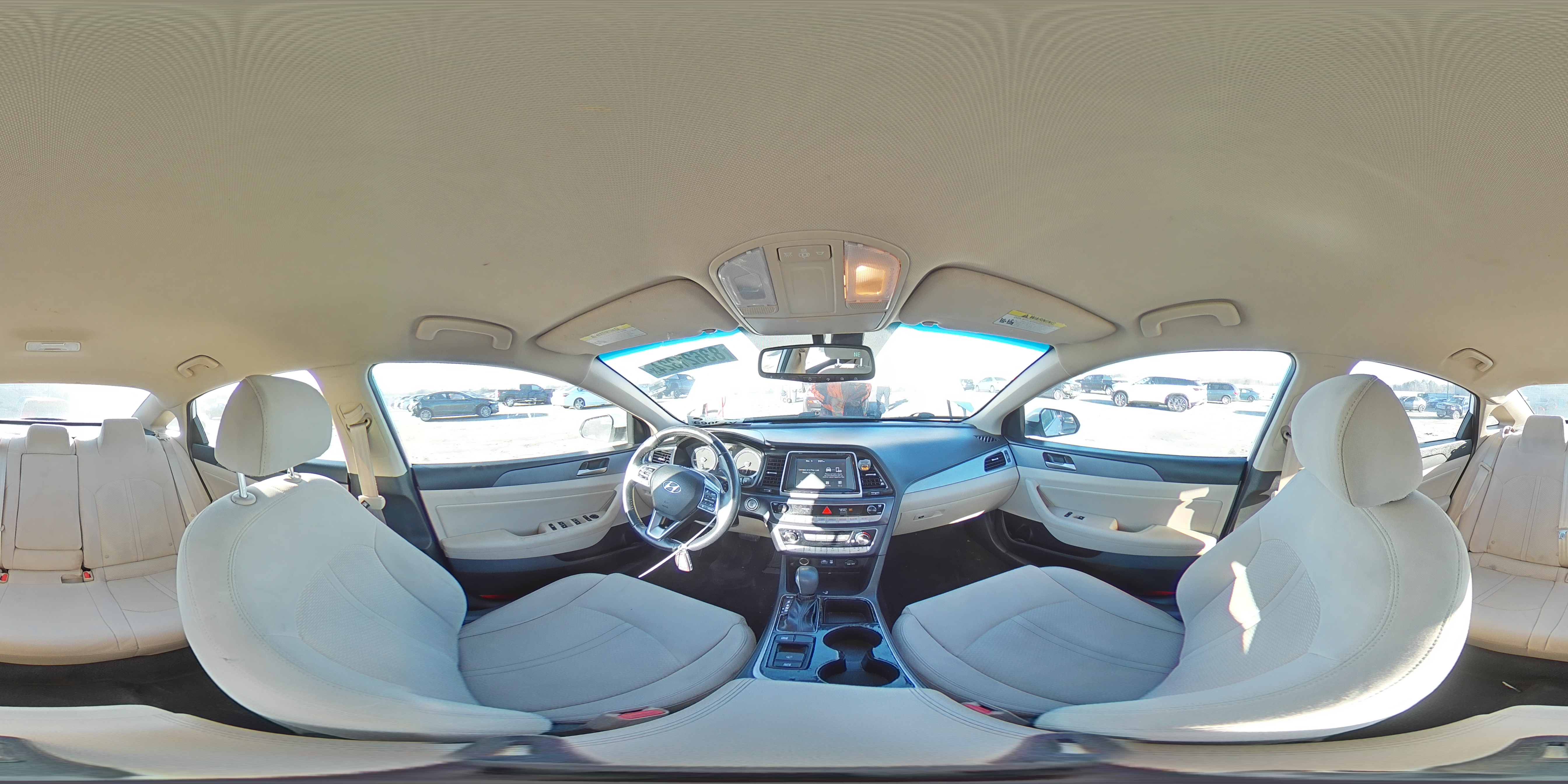2018 Hyundai Sonata - Image 12