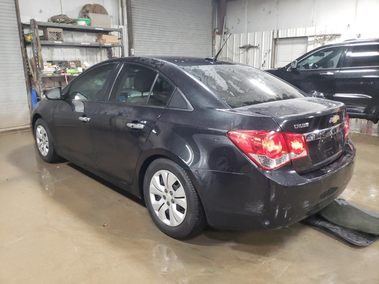 2013 Chevrolet Cruze - Image 2