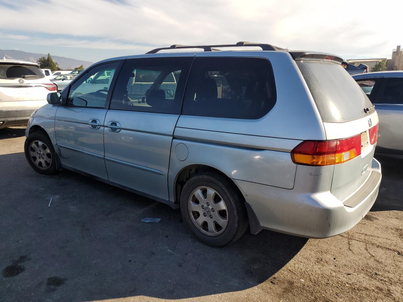 2002 Honda Odyssey - Image 2
