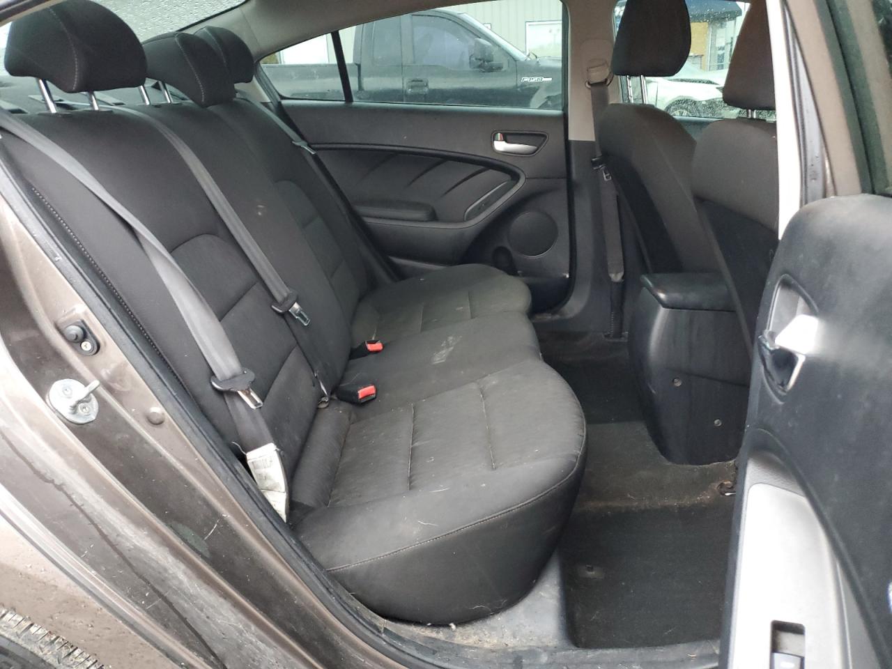 2014 Kia Forte - Image 10