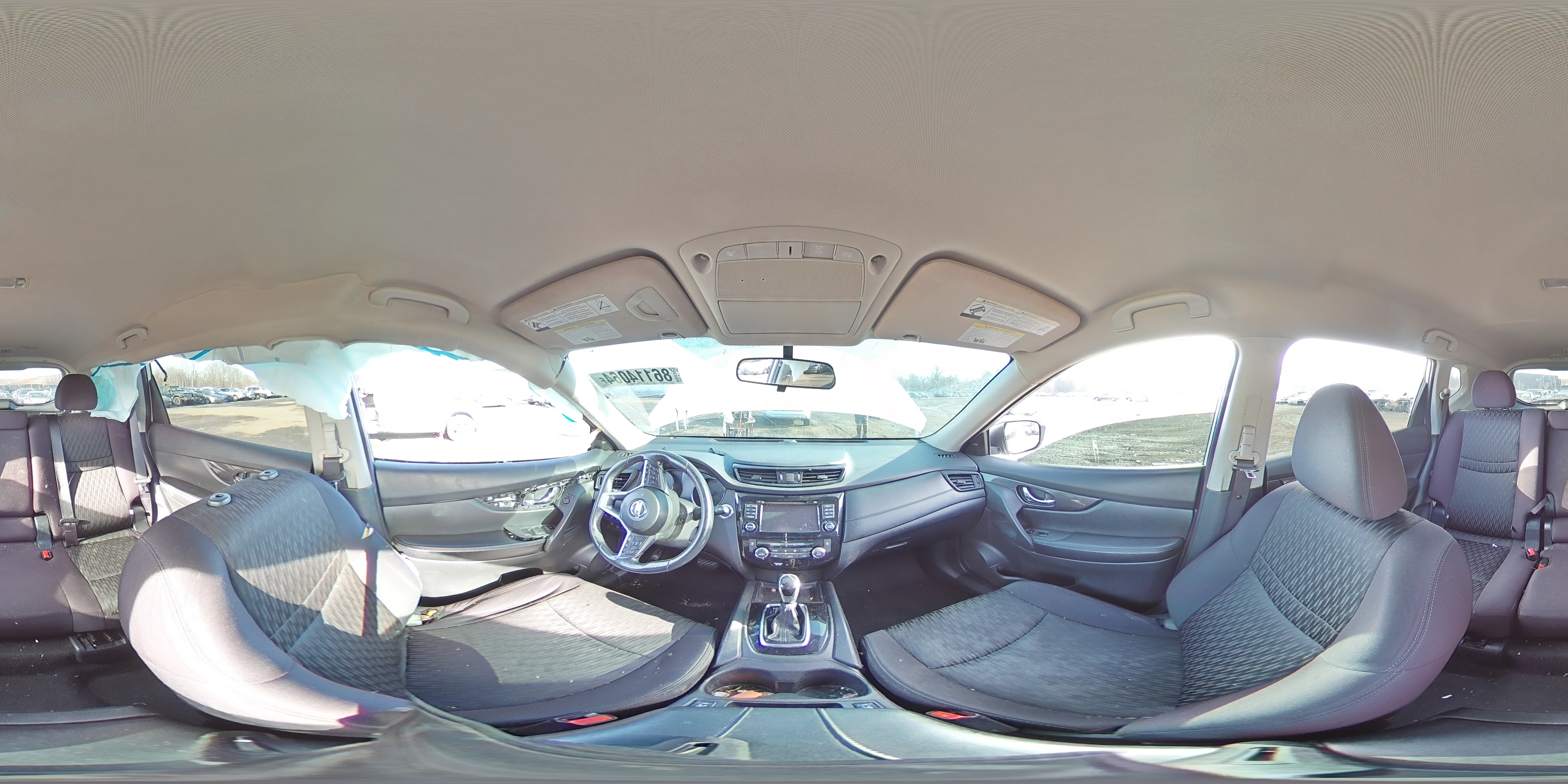 2017 Nissan Rogue - Image 14