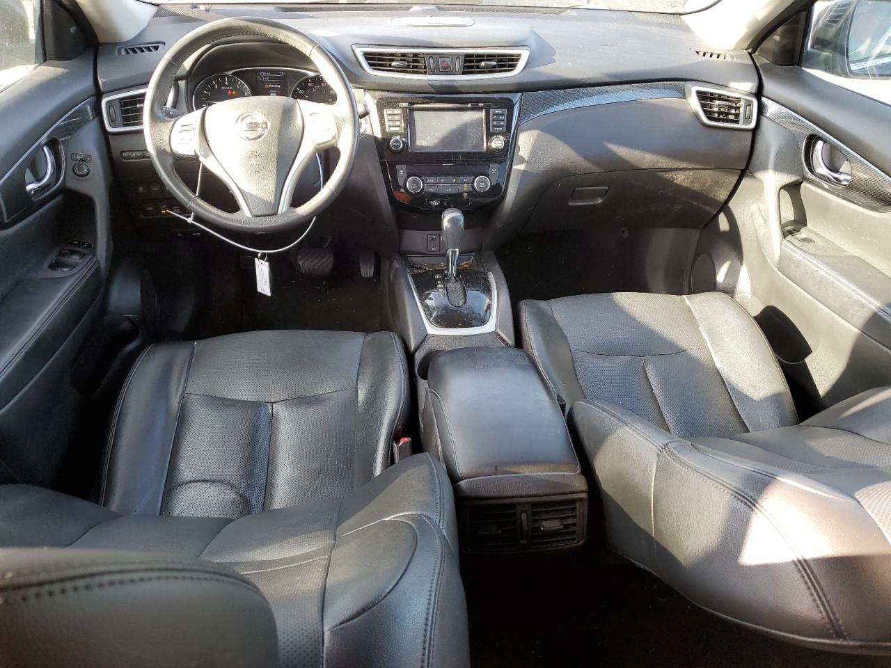 2015 Nissan Rogue - Image 8