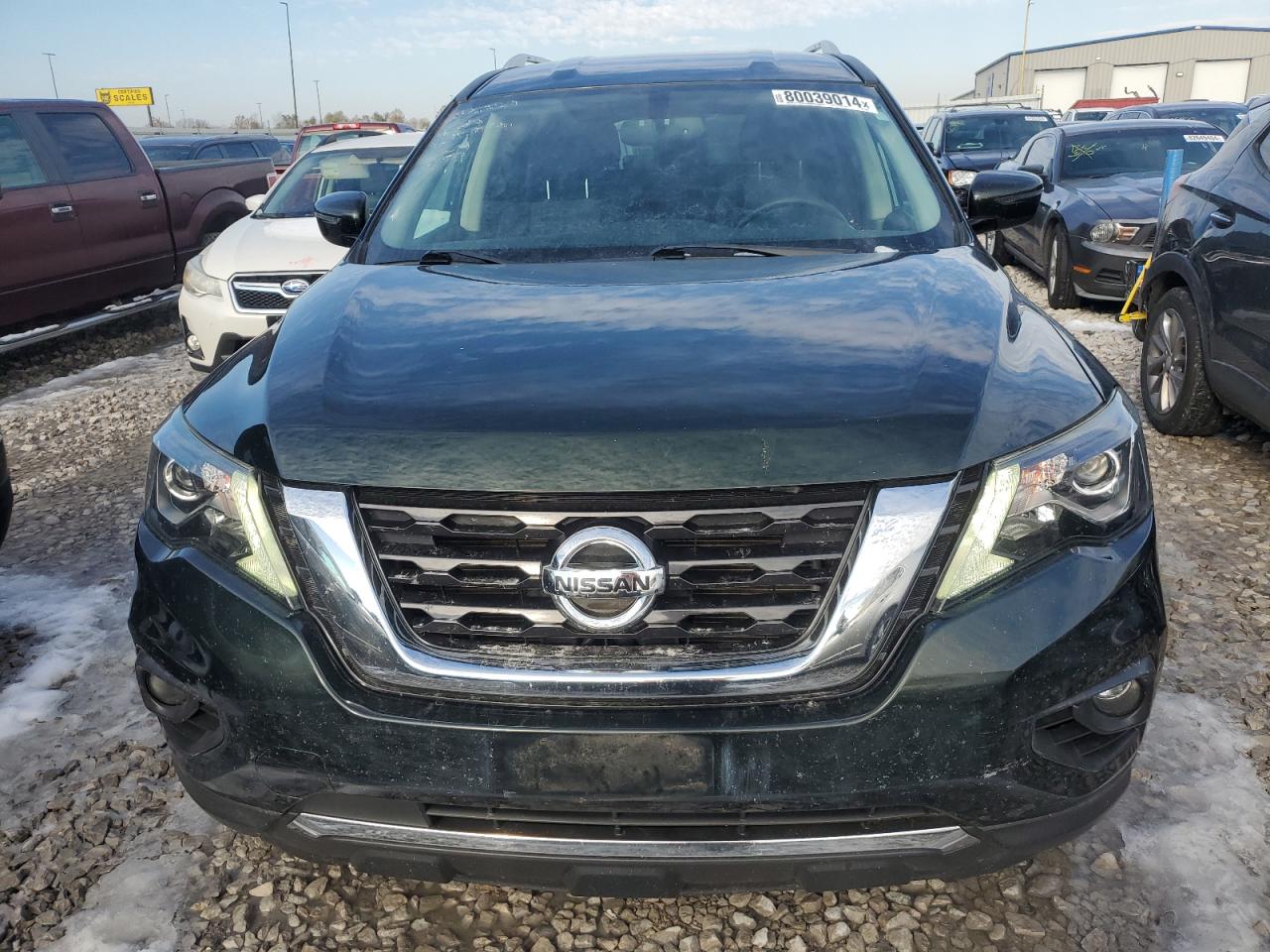 2019 Nissan Pathfinder - Image 5