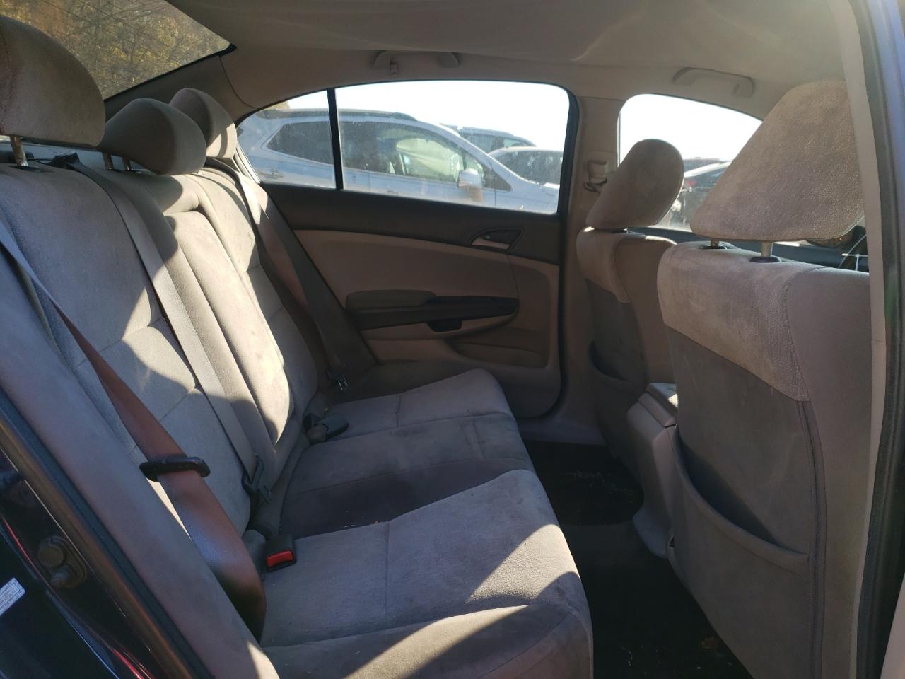 2010 Honda Accord Lxp VIN: 1HGCP2F4XAA025211 Lot: 82976024