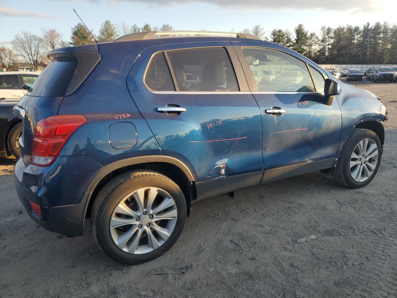 2020 Chevrolet Trax - Image 3
