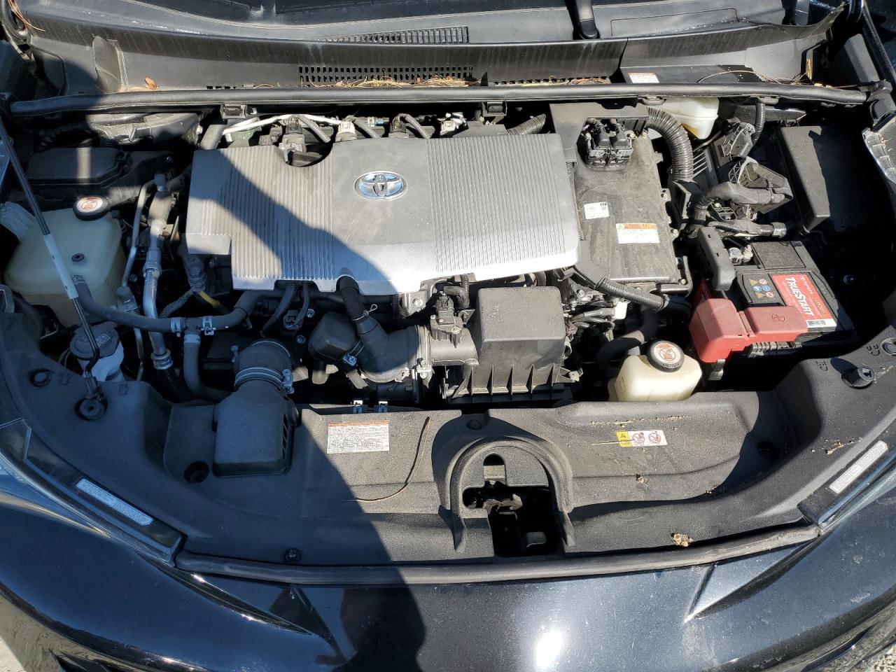2018 Toyota Prius - Image 12