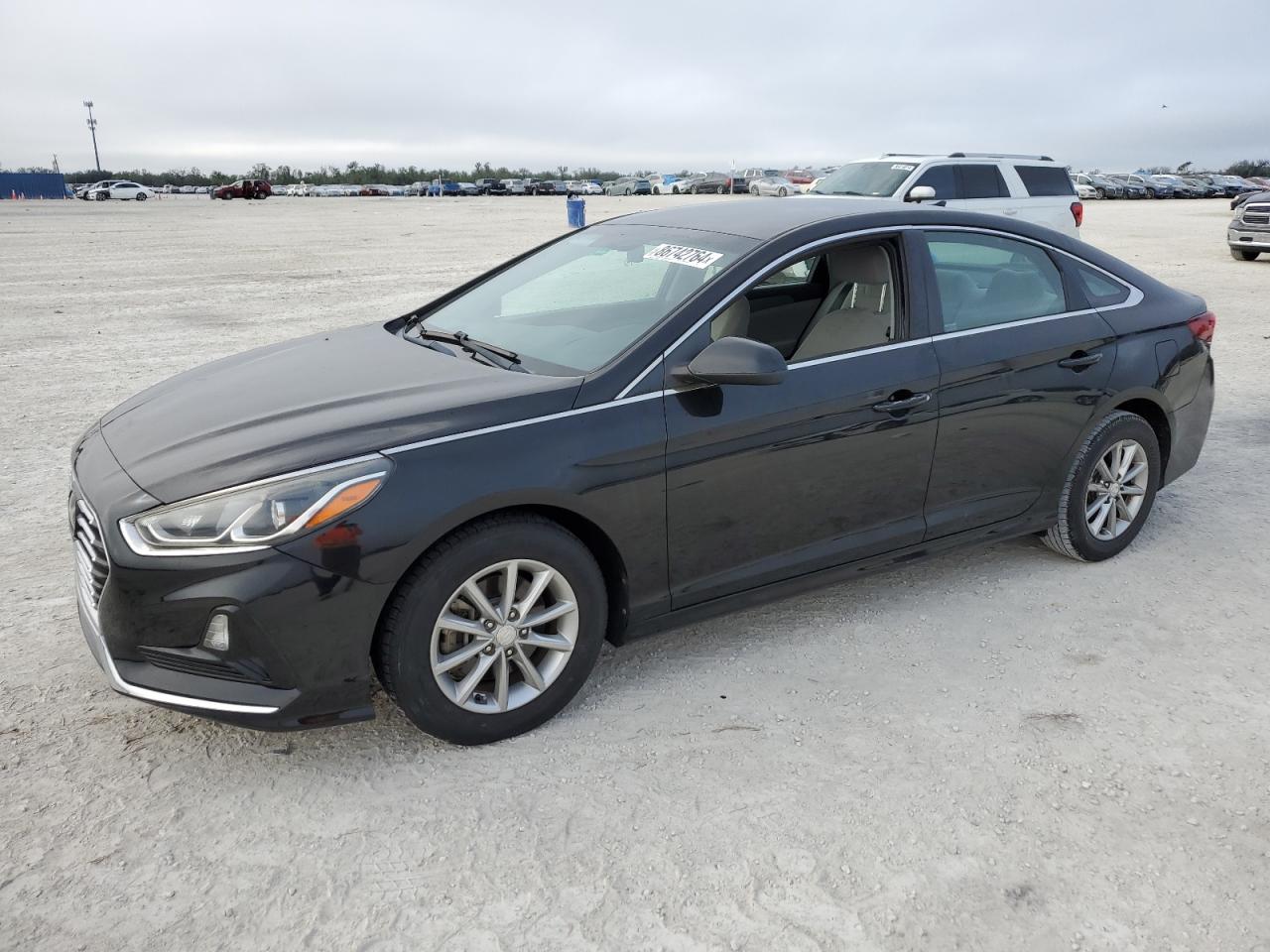 5NPE24AF5JH683392 2018 HYUNDAI SONATA - Image 1
