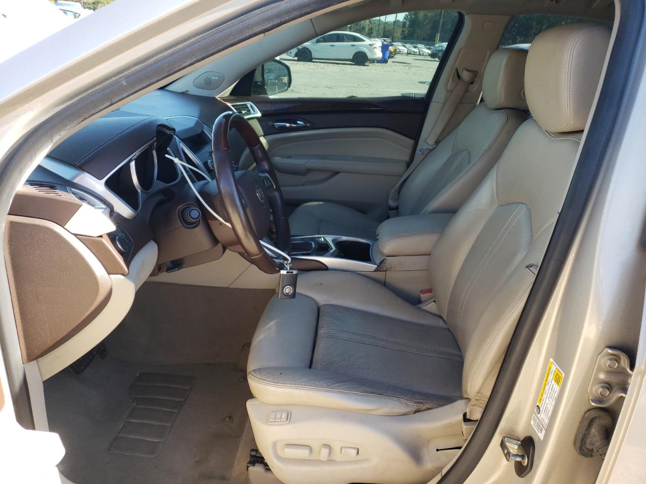 2010 Cadillac SRX - Image 7