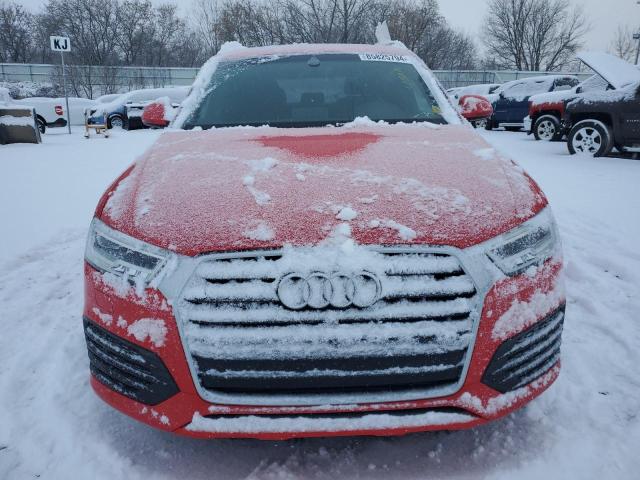 Parquets AUDI Q3 2016 Czerwony