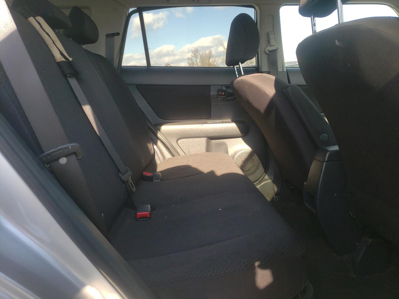 2010 Scion xB - Image 10
