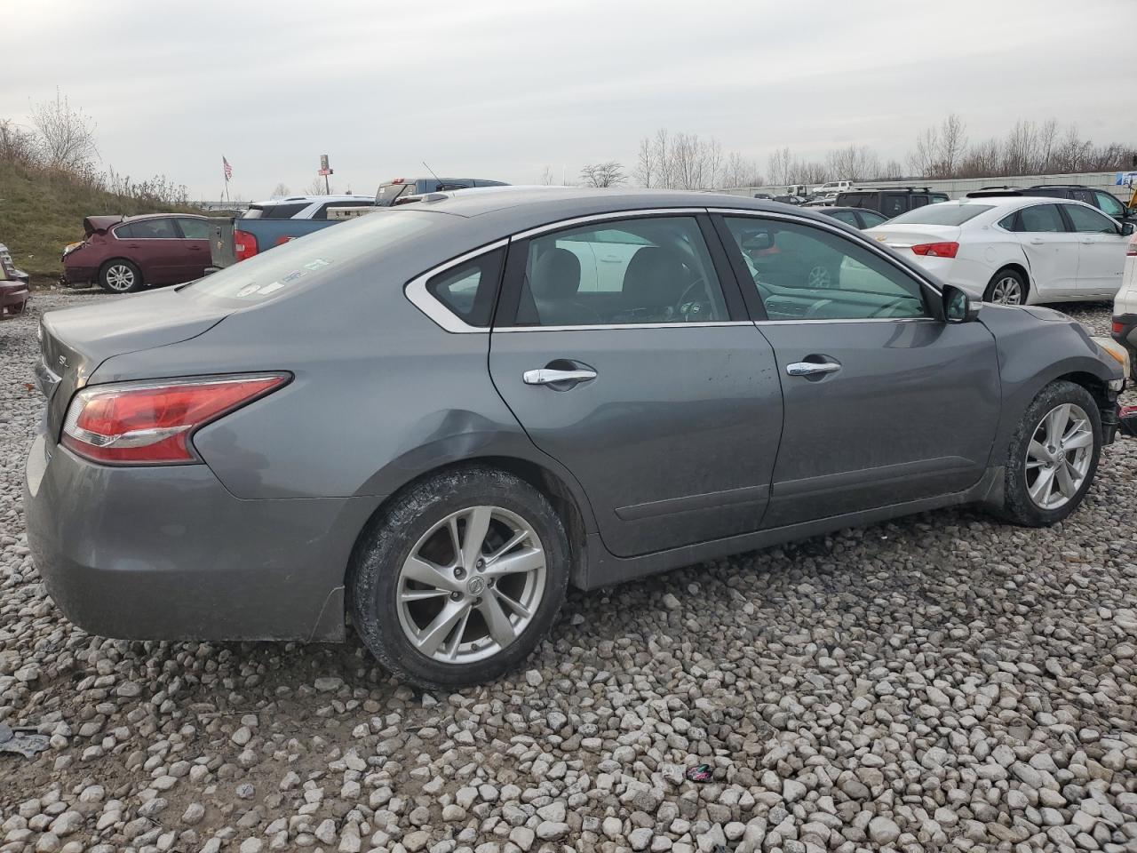 2014 Nissan Altima - Image 3