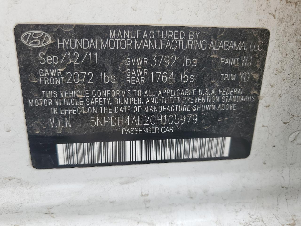 2012 Hyundai Elantra - Image 12