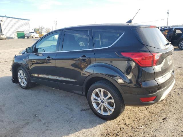  FORD ESCAPE 2019 Czarny