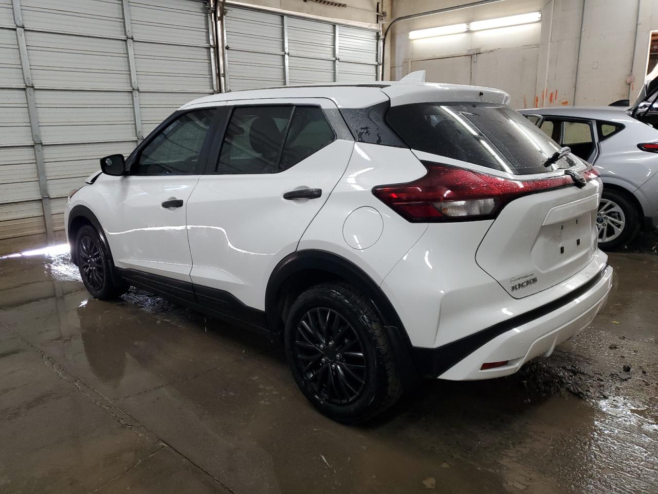 VIN 3N1CP5BV8NL496855 2022 NISSAN KICKS no.2