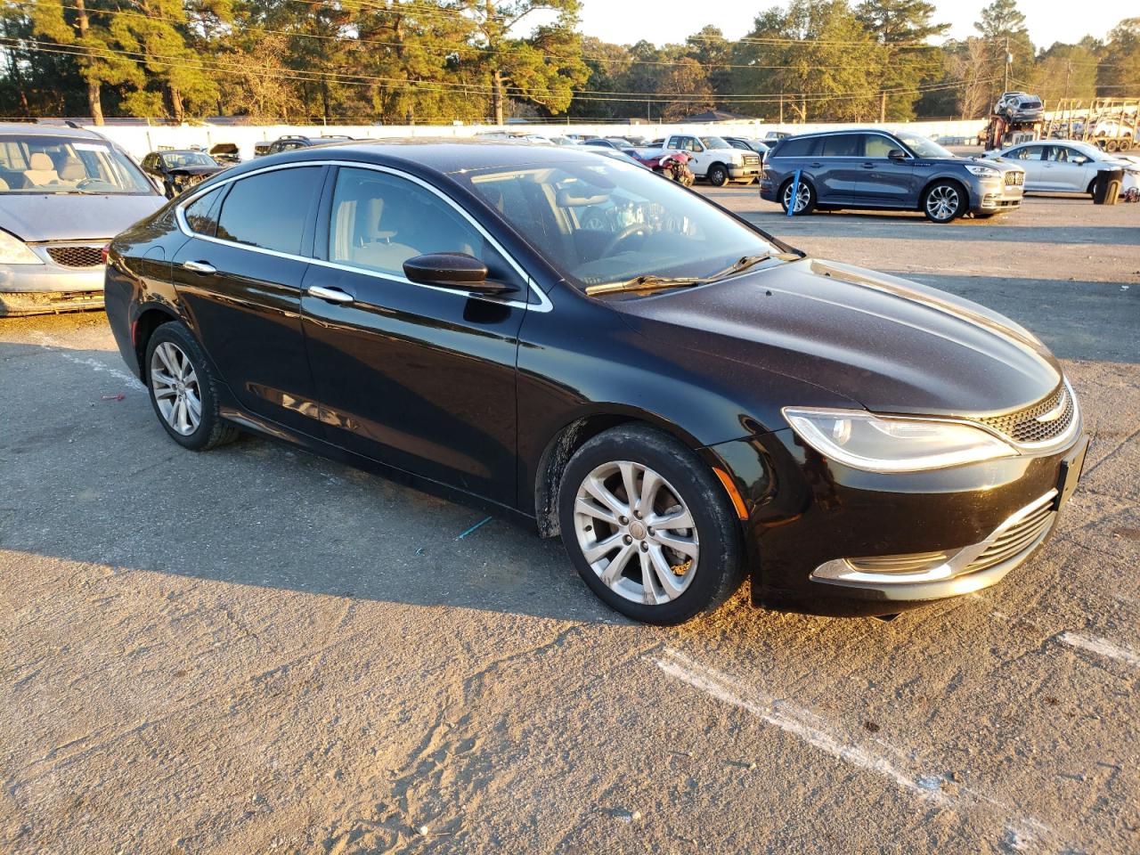 VIN 1C3CCCAB9FN694435 2015 CHRYSLER 200 no.4