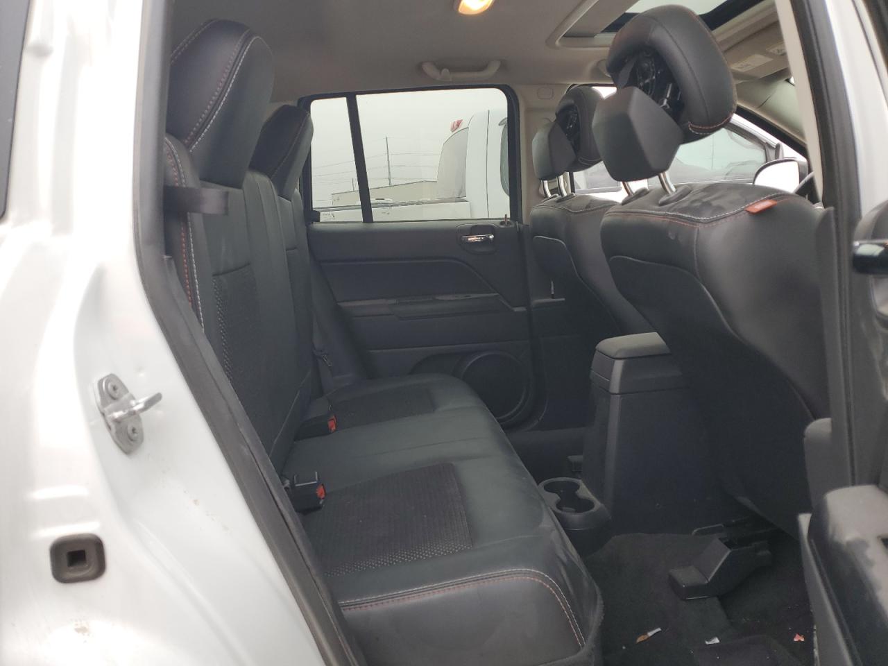 2017 Jeep Compass Sport VIN: 1C4NJCBB4HD141595 Lot: 84299704