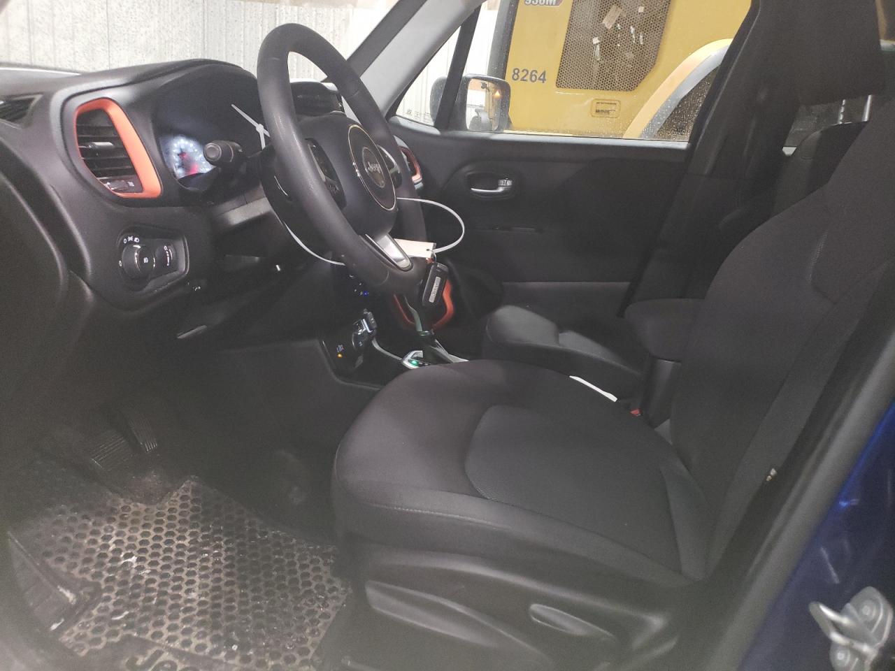 2021 Jeep Renegade - Image 7