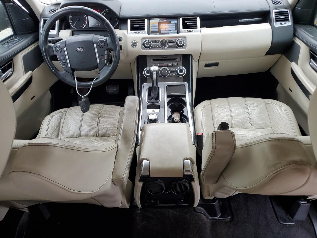 2011 Land Rover Range Rover - Image 8
