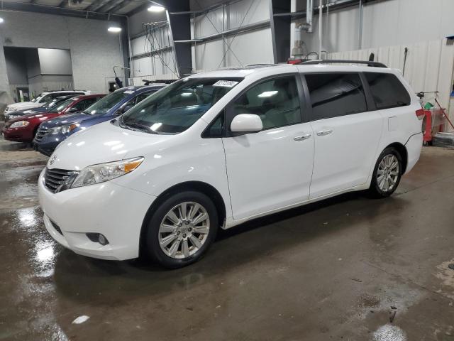 2014 Toyota Sienna Xle