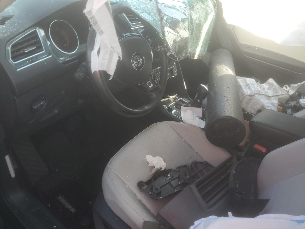 2019 Volkswagen Tiguan - Image 8