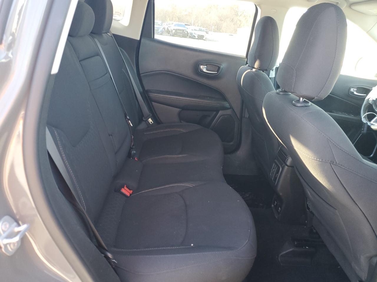 2019 Jeep Compass Sport VIN: 3C4NJDAB6KT792669 Lot: 83005264