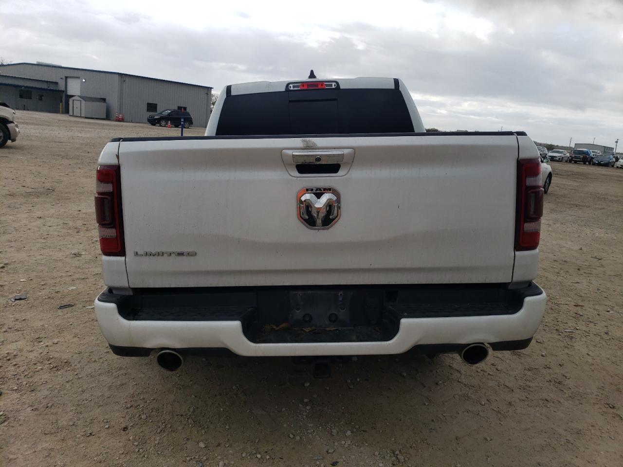 2019 RAM 1500 - Image 6