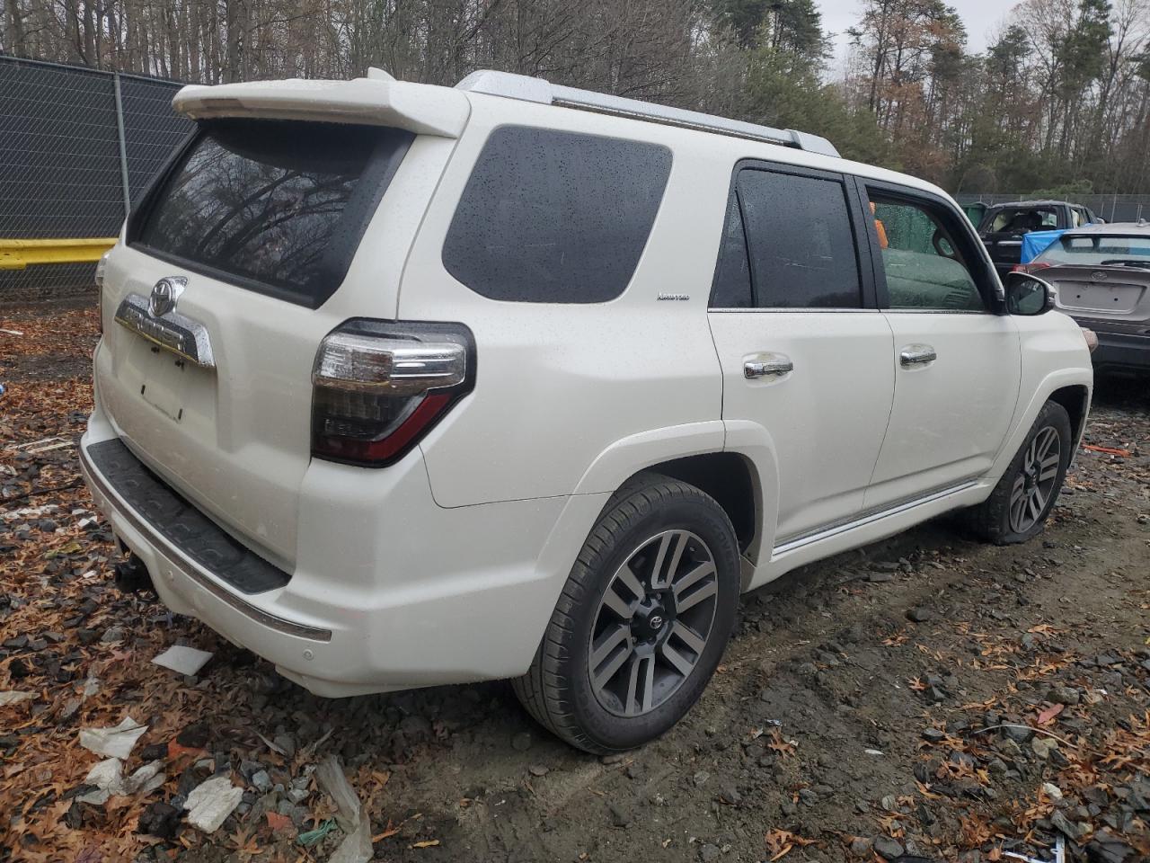 VIN JTEBU5JR5G5287299 2016 TOYOTA 4RUNNER no.3