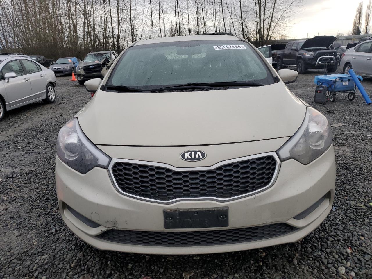 VIN KNAFK4A6XF5379385 2015 KIA FORTE no.5