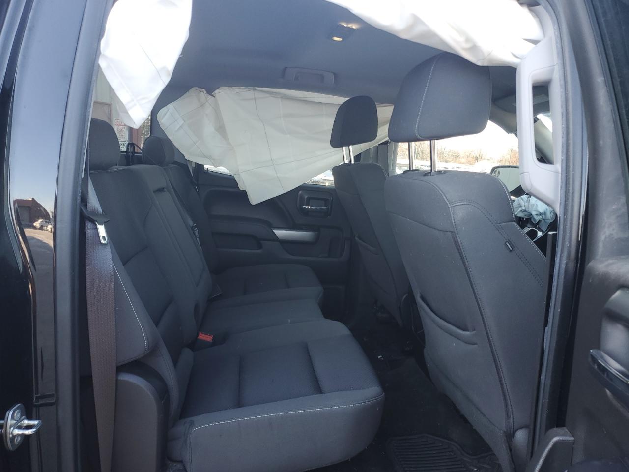 2017 Chevrolet Silverado - Image 10